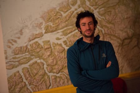 HARDING: Kilian Jornet er verdens sprekeste fyr, og torsdag kan du treffe han på Fjellkveld i Åndalsnes. Foto: Tore Meirik