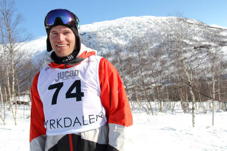 KONTROVERSIELL: Andreas Håtveit vakte oppmerksomhet med sine uttalelser om homofile instruktører på KRIK-arrangementer. Håtveit var en av verdens største freeskistjerner før han la opp etter OL i 2014. Dette bildet er fra VM i slopestyle på Voss året før. Arkivfoto: Tore Meirik