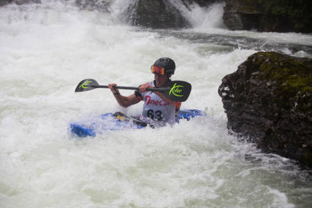 Ron Fischer padler med goggles