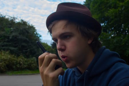 Audun Guneriussen blåser i gang et heat.