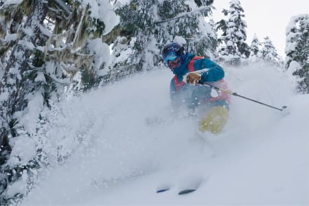 NY EPISODE: Se den nyeste episoden av Salomon Freeski TV. Foto: Skjermdump