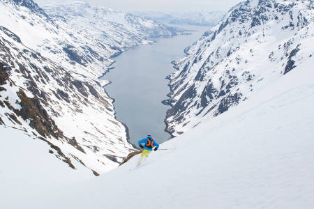 FINEST: Seiland i Finnmark ba den mest spektakulære opplevelsen, ifølge Gjermund Nordskar - som her tester skiføret. Foto: Wenzel Prokosc