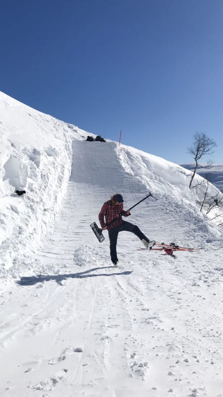 Sjukt god stemning når det bygges hopp i Eikedalen!