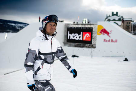 GJØR COMEBACK: Jon Olsson (32) har bestemt seg for å gjøre comeback i parken. Foto: jon-olsson.com