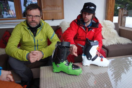LURINGER: Fritz Barthel og Eric Hjorleifson har tenkt ut flere nye løsninger på turstøvelen Hoji. Foto: Sandra Lappegard Wangberg