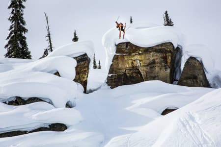 FAST PÅ LAGET: Richard Permin er en av mange gode grunner til at Matchstick har laget de beste skifilmene de siste årene. Denne putelinja får vi forhåpentligvis se i levende bilder i oktober. Foto: Blake Jorgenson