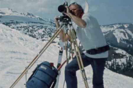 BOK: Denne høsten kommer boka om Warren Miller. Foto: Skjermdump