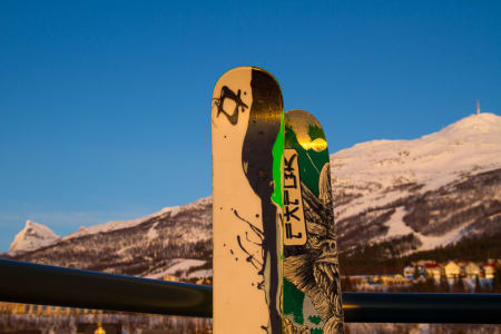 Ingenting å si på utsikten fra afterskien i 16. etasje på Rica Hotel Narvik.