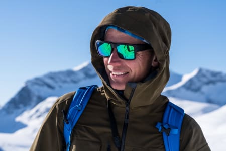 PUDDERDETEKTIVEN: Det sikkert fler enn oss (i Fri Flyt, altså) som har lagt merke til Asbjørn Eggebø Næss sin nærmest overmenneskelige evne til å finne god snø? Bilde: Christian Nerdrum