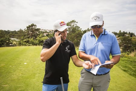 PK Hunder og Marius Dahlen fra Callaway Norge.