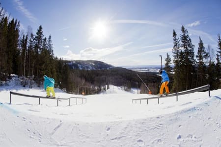 SAMME EIER SOM DRAMMEN: Oslo Vinterpark får felles heiskort med Drammen skisenter i vinter – uten at prisene øker. Foto: Oslo Vinterpark