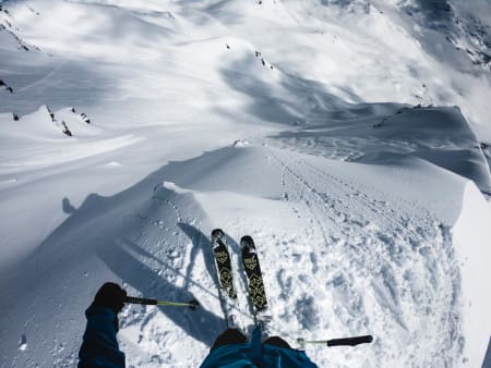 TIGNES: Nikolai har forlatt Amerika og er på plass i Tignes i Frankrike, hvor titusenvis av høydemeter er rett ved heisen