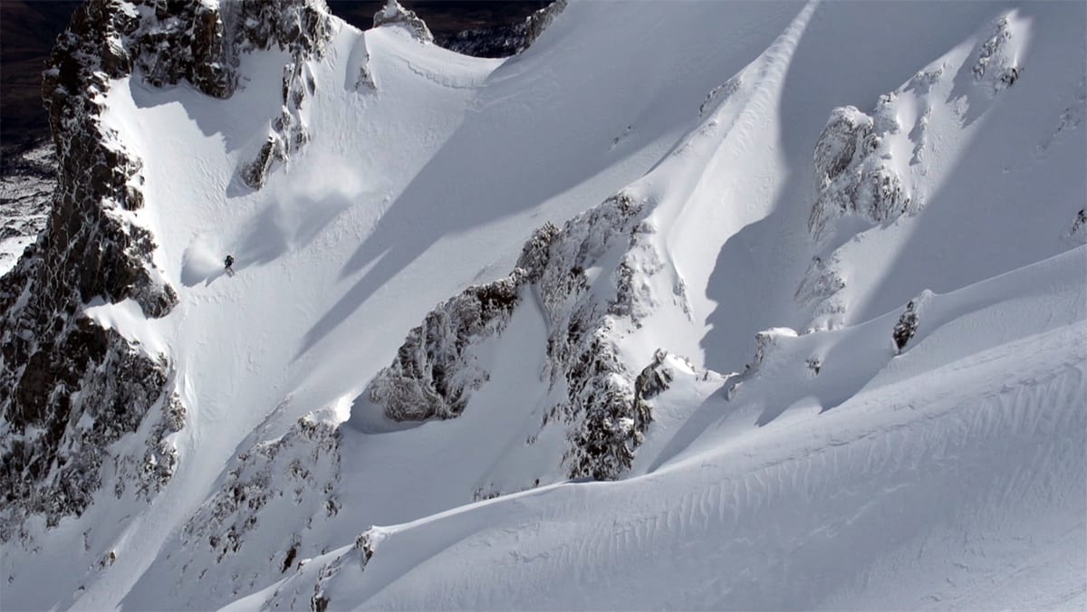 DOWN UNDER: Lær litt om vulkaner og greier i den nye episoden med Salomon Freeski TV.