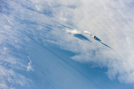GODE TESTDAGER: Fri Flyt har testet støvlene siden midtvinters 2016. Her er Erlend Sande med Tecnica- støvlene på på Vatnahalsen i mars. Foto: Bård Basberg