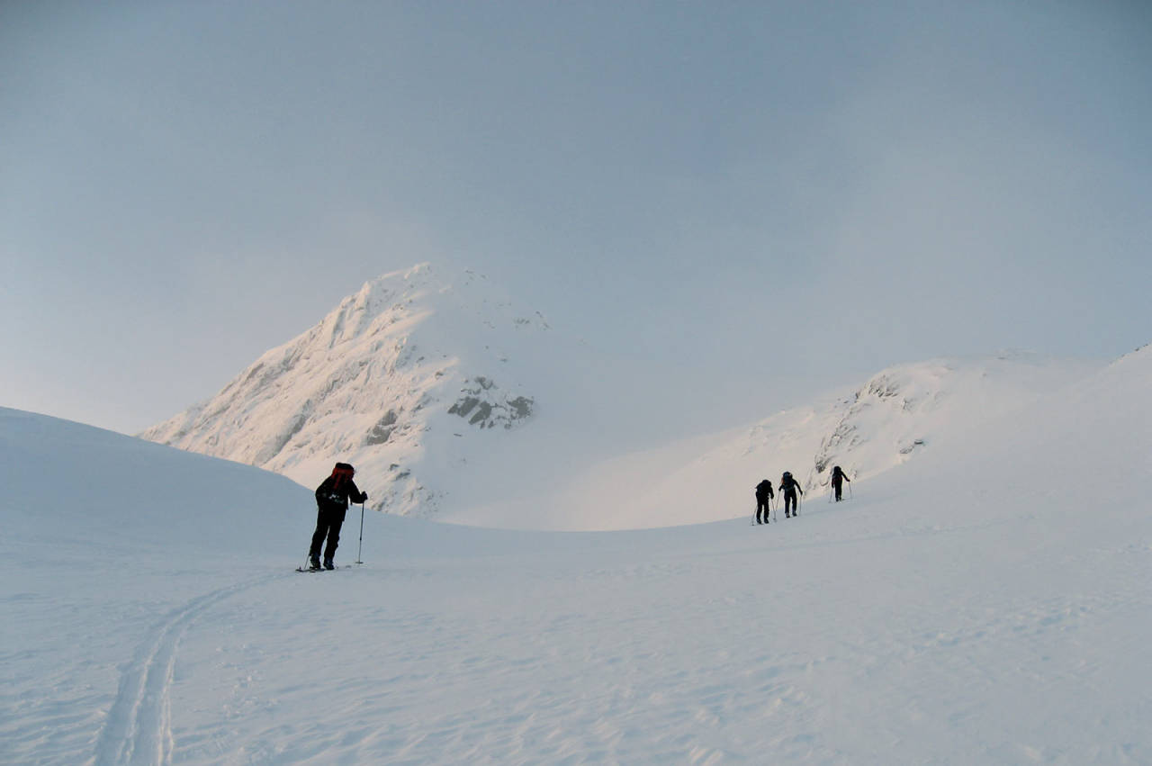 Januar i Beiarn med Leiråtind som dagens mål. Foto: Ragnhild Fjørkenstad. / Toppturer rundt Bodø.