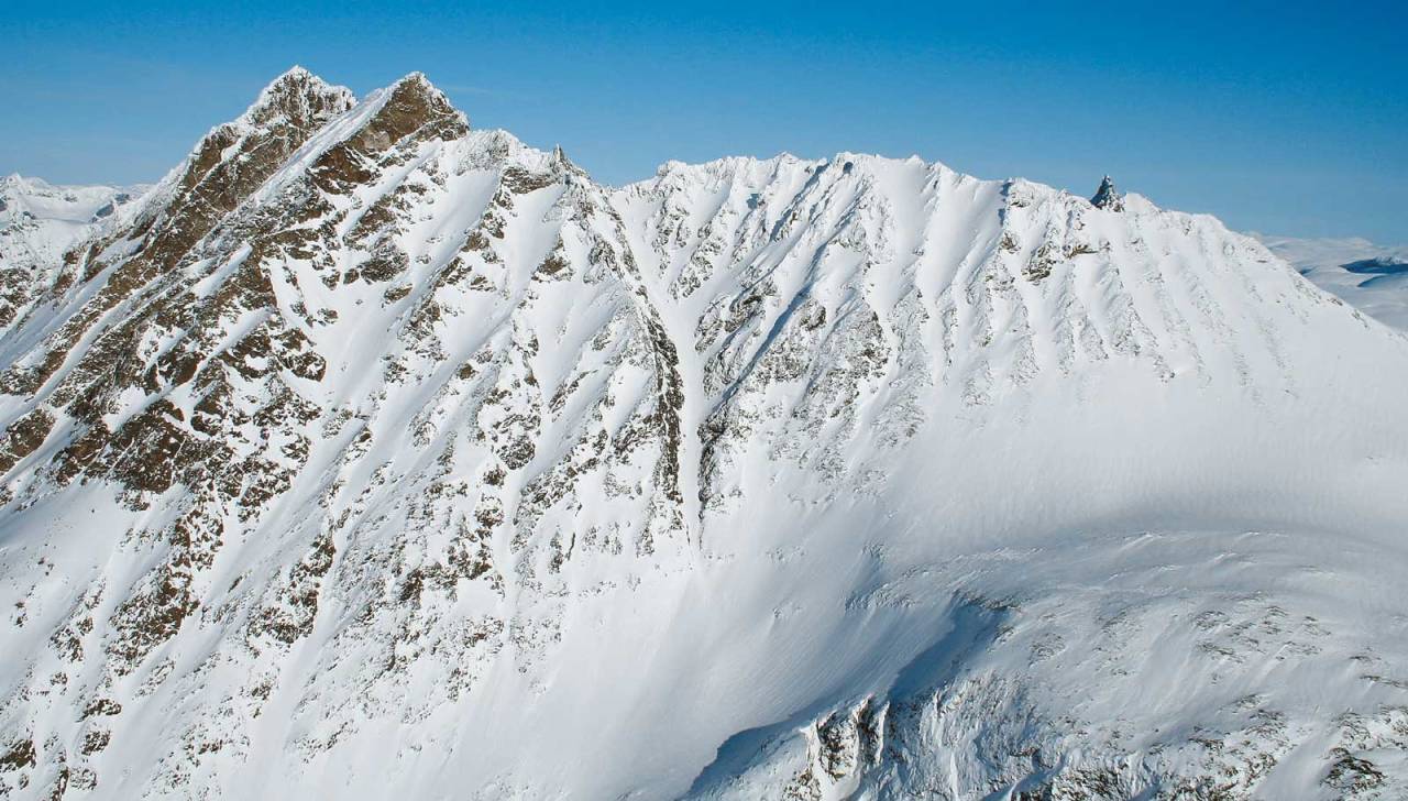 Venjetindtraversen fra Toppturer i Romsdalen