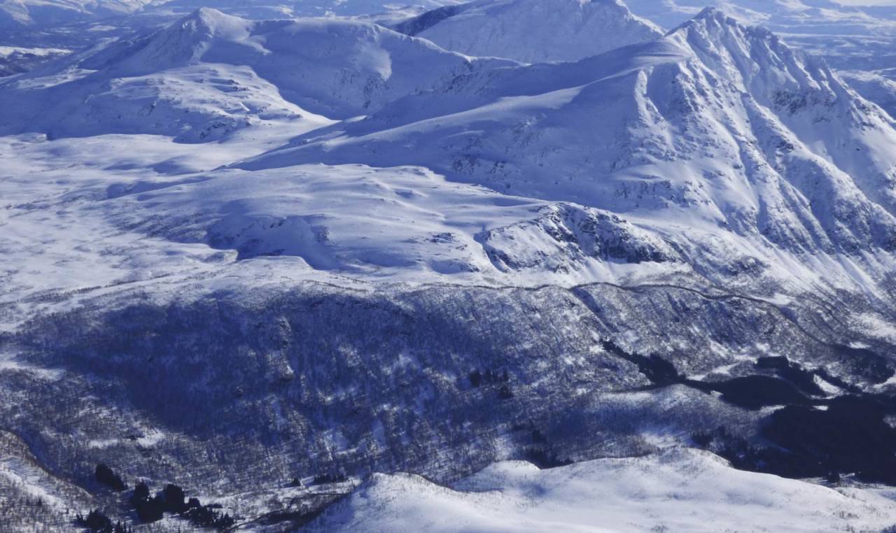 Kongsviktinden 977 moh fra Toppturer rundt Harstad