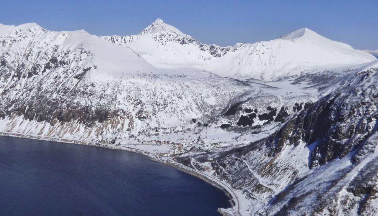 Litletussen 796 moh fra Toppturer rundt Harstad