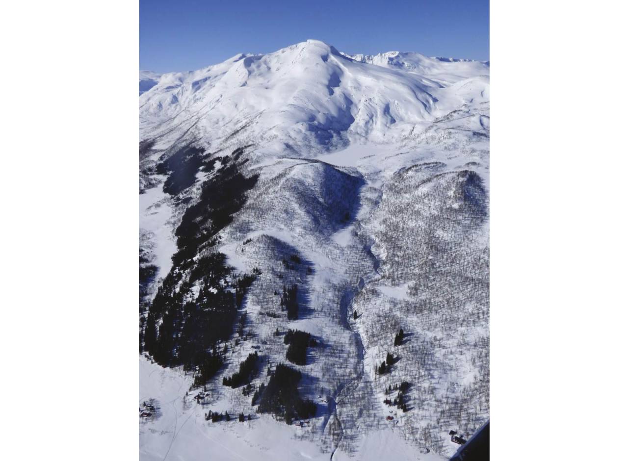 Rundfjellet 868 moh fra Toppturer rundt Harstad.