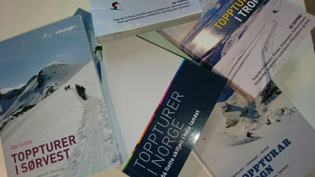 TOPPTURINSPIRASJON: Om du skal på topptur i vår, finner du garantert en egent topp i av av Fri Flyts mange guidebøker