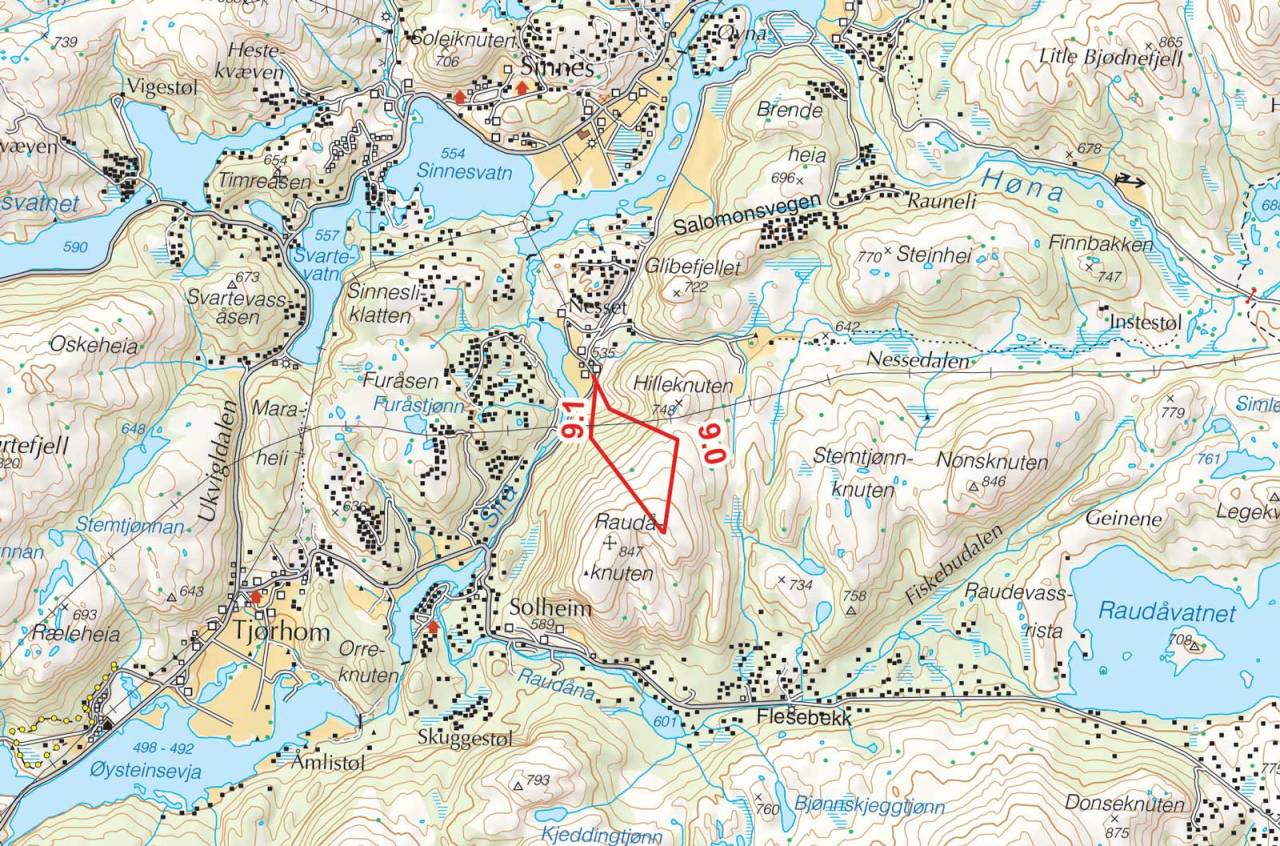 Kart over Raudåknuten med inntegnet rute. Fra Toppturer i Sørvest.