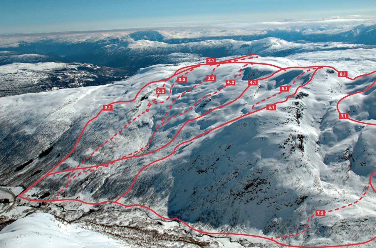 Svarteholten, Blåfjell og Nonsholten frå nordvest. / Toppturar i Sogn.