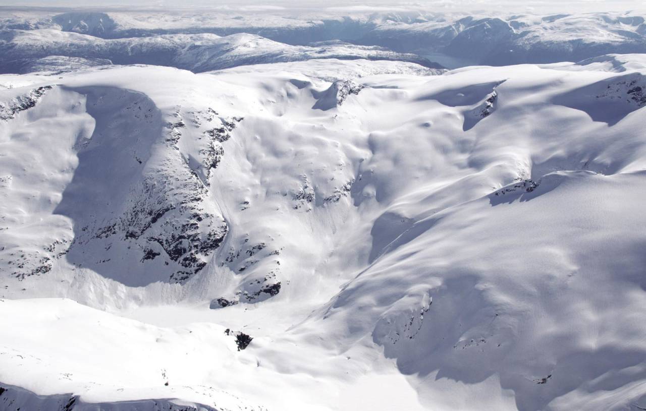Myrdalsbreen/Voggebreen frå nord. / Toppturar i Sogn.