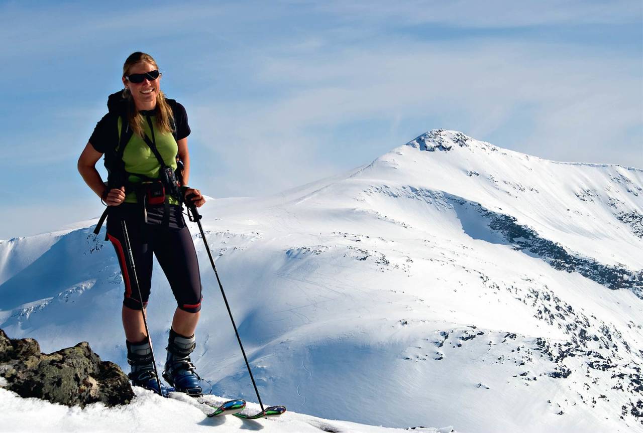 Mykje spor på normalruta på Vangsen, og eit spor på direkteruta. På Myrhønna i April. Foto: Bjørnar Bjørhusdal. / Toppturar i Sogn.