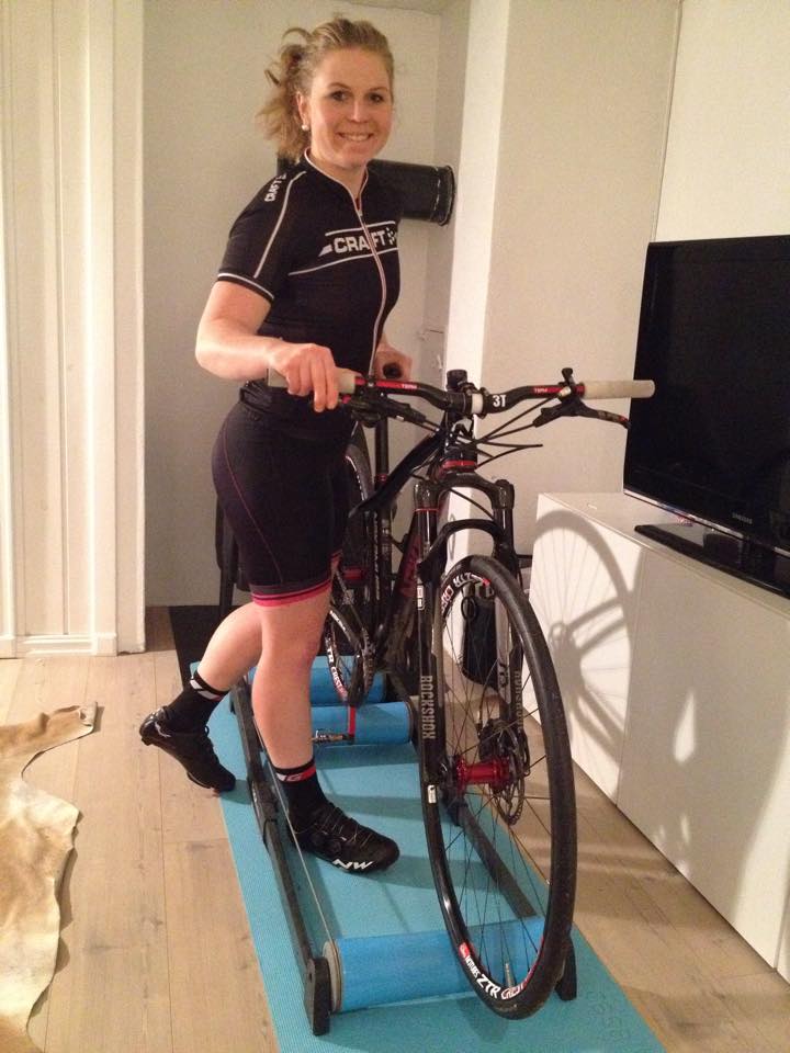 Elisabeth Sveum er god venn med rulla vinterstid. Foto: Privat Sveum rulle Dec 2014 - Privat