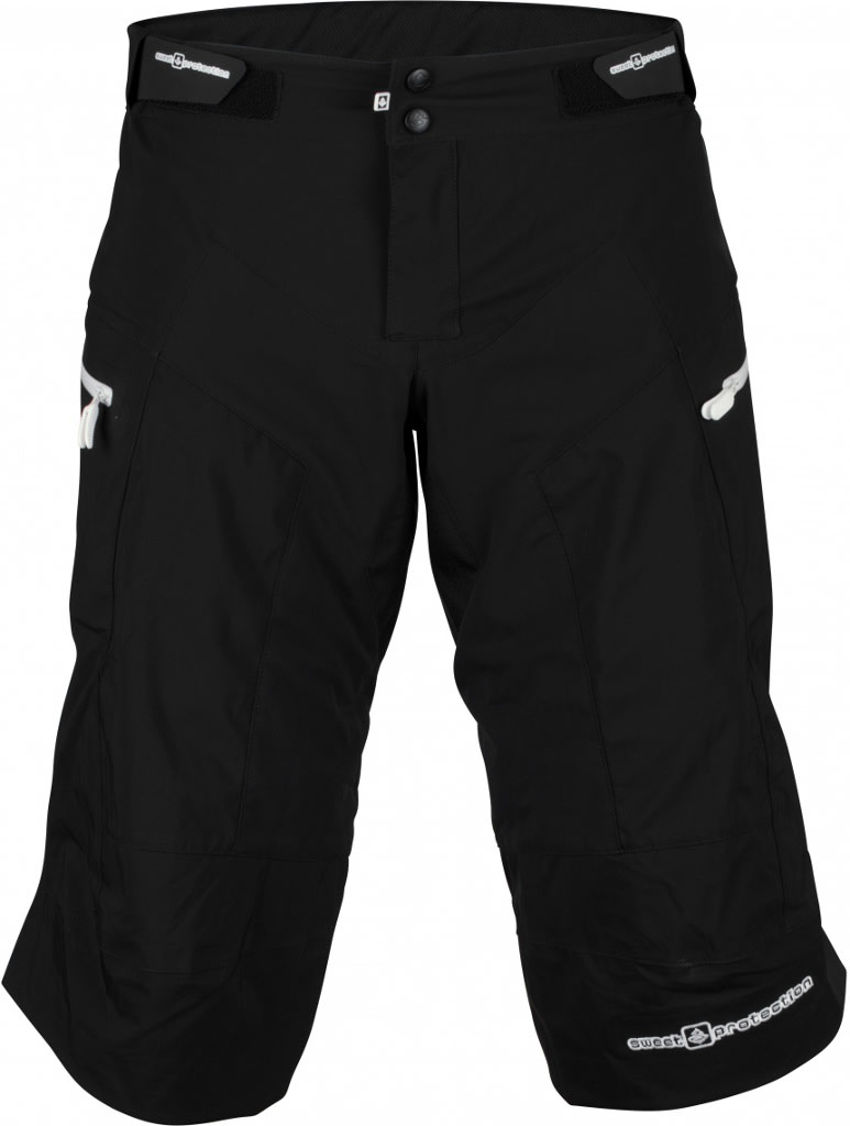 TØRR BAK: Sweets Mudride-shorts holder deg tørr der det gjelder som mest. Nederst på ryggen...