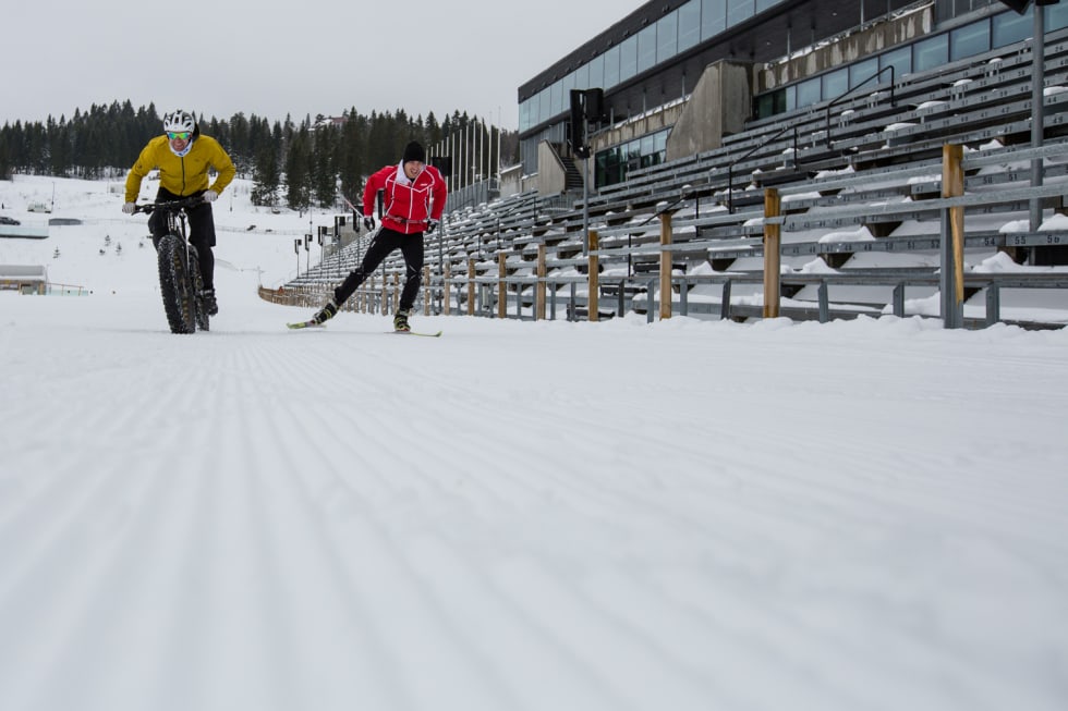 KAMP TIL STREKEN: Det ble spurtoppgjør i Holmenkollen. Foto: Christian Nerdrum. Fatbike-3602