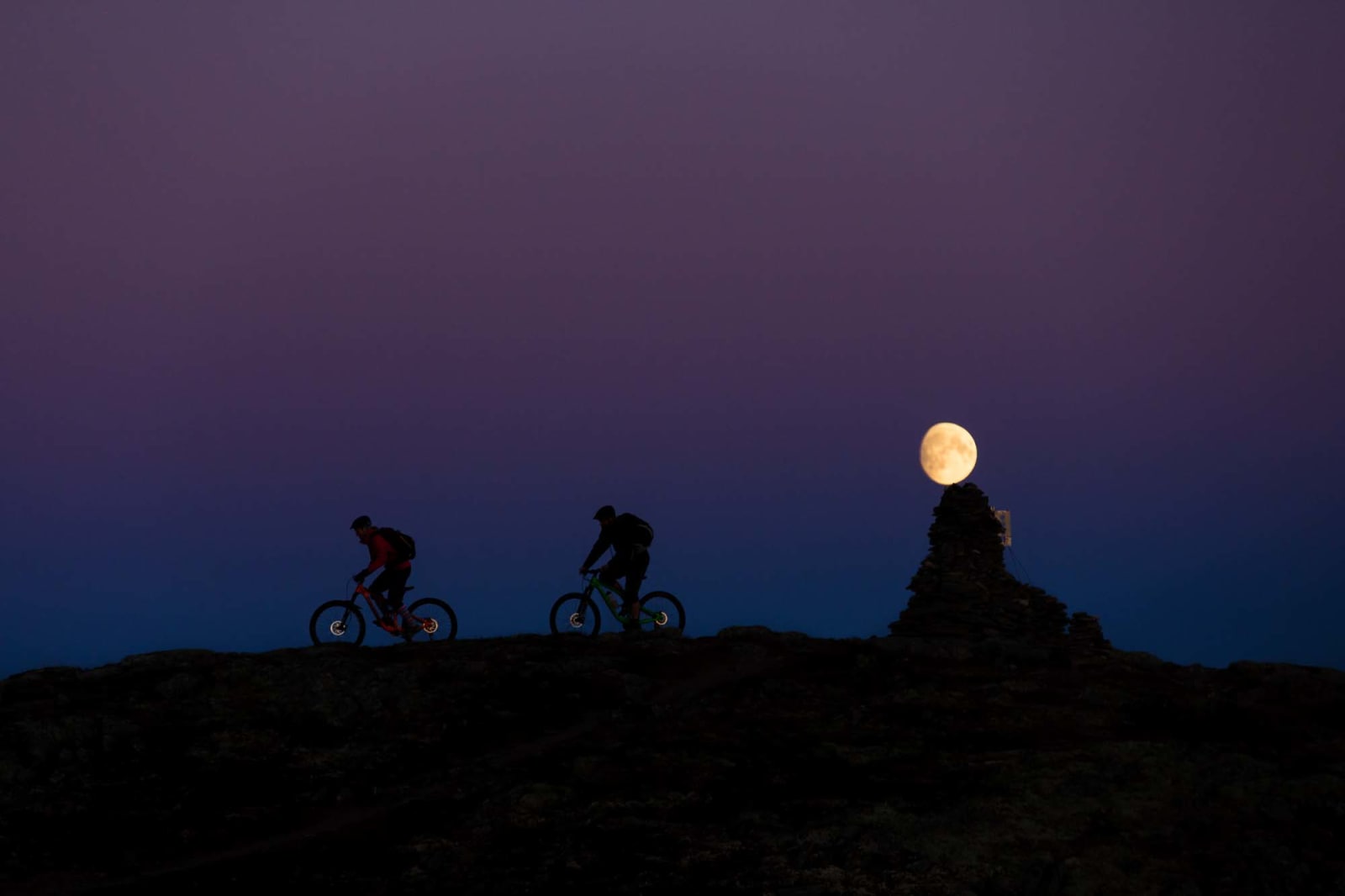TIL SISTE TIME: På høsten er dagene korte, men lyset magisk. Foto: Kristoffer H. Kippernes.