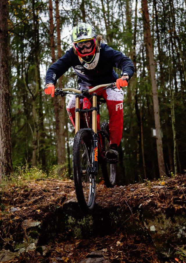 Brage Vestavik koste seg i løypa under Kampen om Kjerringa. Foto: Eventfotografene Brage Vestavik - Foto Eventfotografene 640x