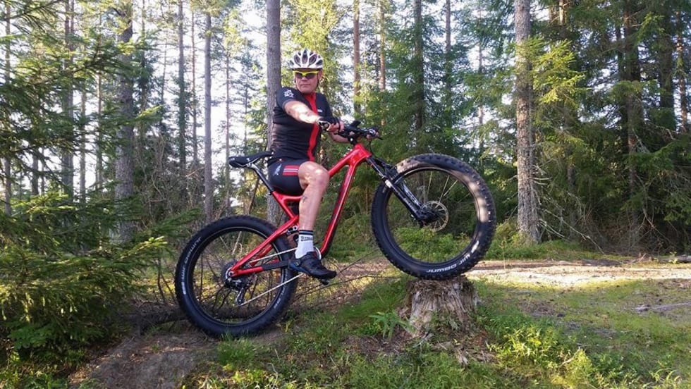 Anders Bernhoft i The Duke Sport på Råholt er ambassadør for Offroad Finnmark og overbevist om at Finnmarksvidda er en opplevelse på fatbike. Foto: Privat Hertugen Noft Fatbike Aug 21-15 Foto Privat 1400x