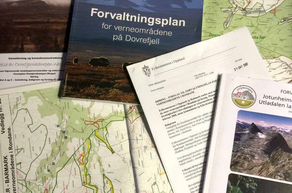Forvaltningsplaner og politiske føringer er ikke alltid sammenfallende, og fører til at mange områder stenges for sykling. Det gjør Vidar Gundersen i NOTS oppgitt. Foto: NOTS Papirarbeid NOTS - Foto NOTS 1400x924