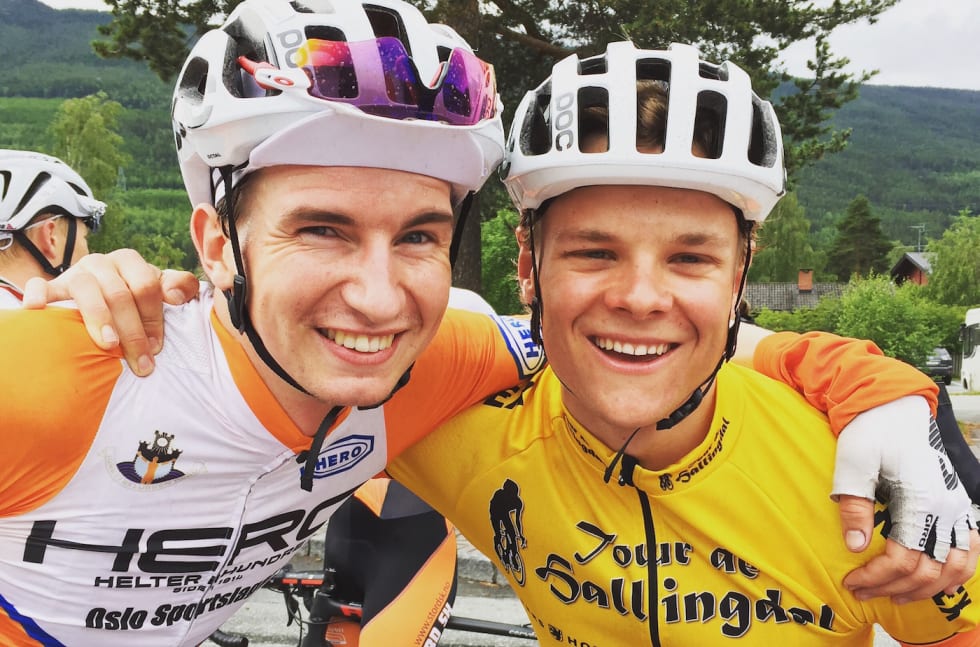 Ola Jorde (til høyre) vant Tour de Hallingdal 2015, her med hjelperytter Sindre Haugsvær. Foto: Henrik Alpers Sindre Haugsvær IK Hero - Ola Jorde - TdH 2015 - Alpers