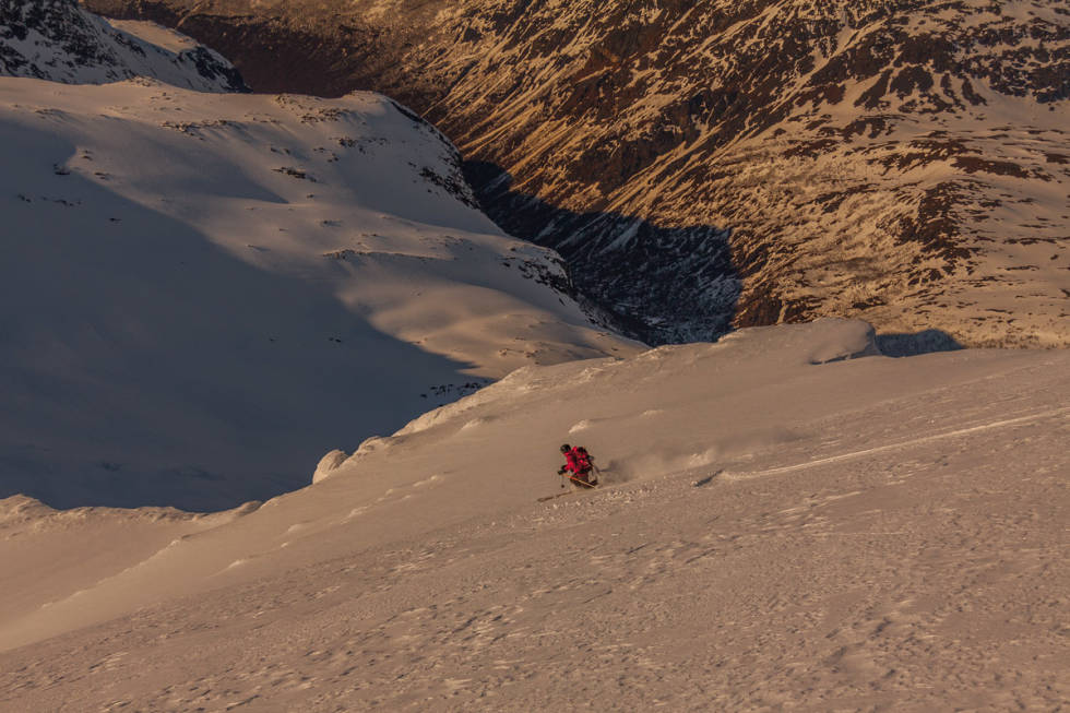 PÅ LANGTUR: Endre Leivdal i aksjon på Frostisen. Foto: Fred Åge Hol Frostisen