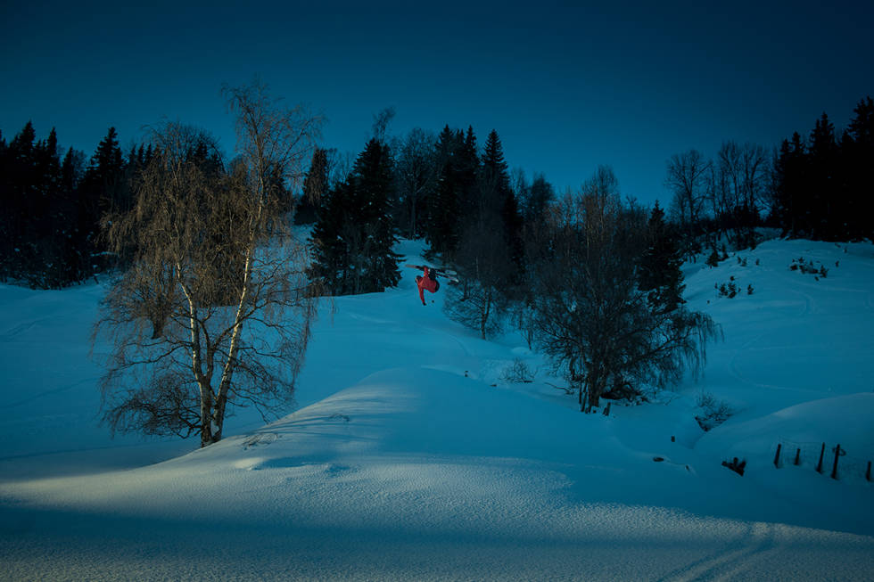 NATURLIG HIT: Robert Ruud har slopestylebakgrunn og behersker diverse akser også på jordhopp. Foto: Vegard Breie Robert Ruud