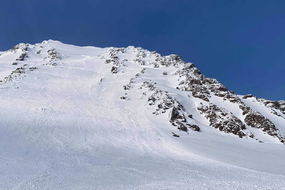 OMKOM: Det var Martin Tollefsen (28) og Robin Lie Sørensen (26) som omkom i snøskredet på Sofiatinden. Foto: Frode Hansen/Røde Kors Lyngen Snøskred Sofiatinden