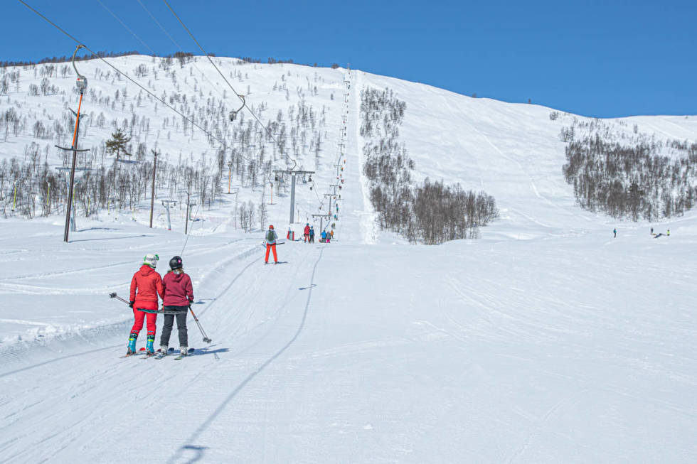 ÅPNET I HELGA: Sogndal skisenter er blant skianleggene som holder åpent. Foto: Håvard Nesbø Hodlekve