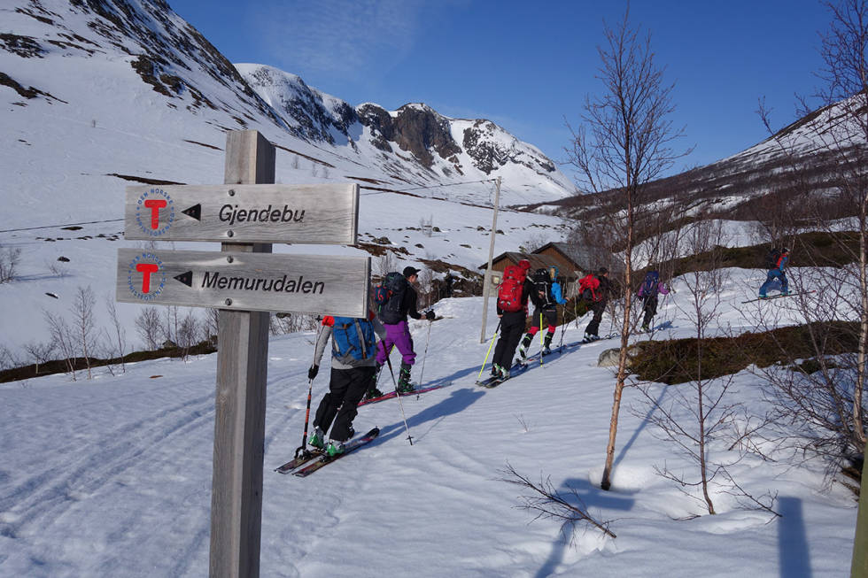 STARTEN: Starten av dag to på Høgruta i Jotunheimen. Foto: Erlend Sande Høgruta i Jotunheimen