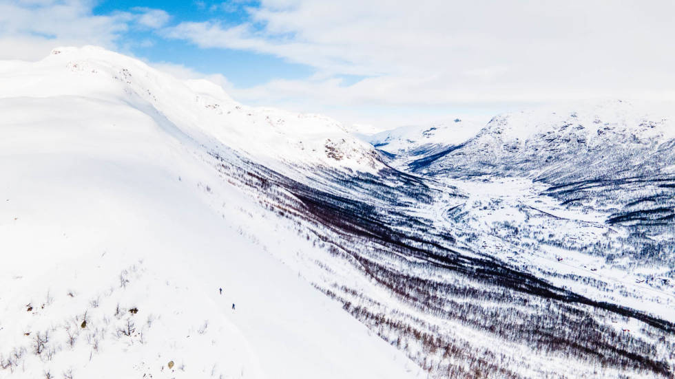 SVARTHETTA: Utsikt over Grøndalen fra ryggen til Svarthetta. Foto: Andreas Løve Storm Fausko Svarthetta Hemsedal