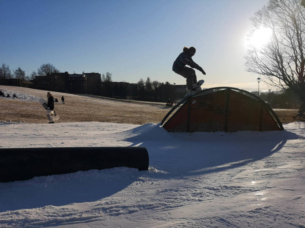 BRETT: Da Fri Flyt besøkte parken var det flest brettkjørere der. Foto: Henrik Alpers Torshovdalen park