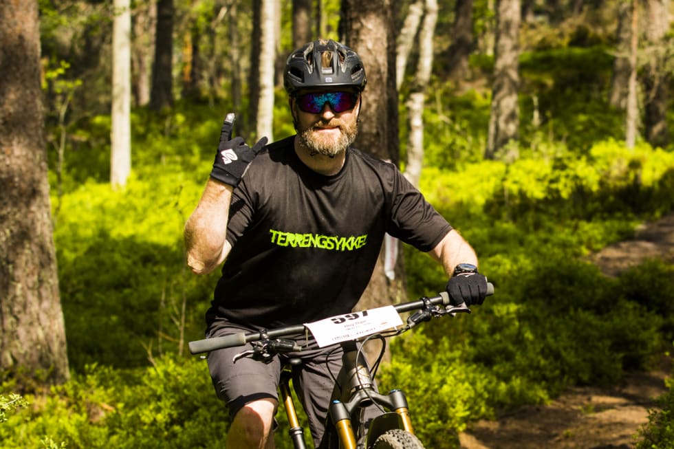 Rittleder Roy Ripe i Oslo Enduro leter etter flere til rittorganisasjonen neste år, spesifikt sponsoransvarlig. Foto: Per-Eivind Syvertsen Roy Ripe med TS trøya - Per-Eivind Syvertsen