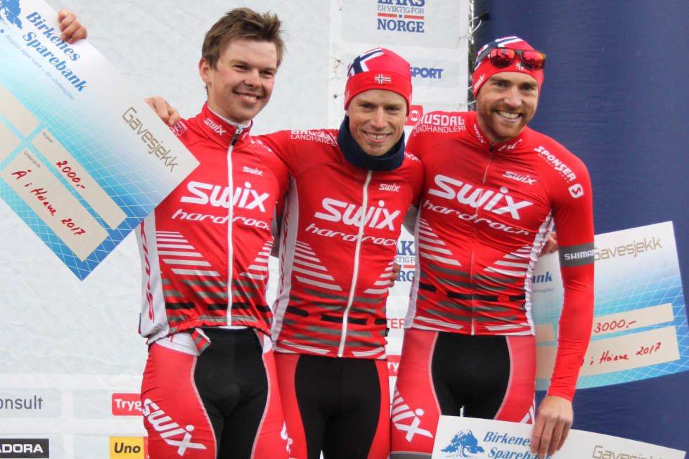 Swix Hard Rocx med Fredrik Haraldseth, Ole Hem og Vidar Mehl tapetserte pallen på Norgescup 1 Å i Heiane sist helg. Foto: Ingrid Lægreid/NCF Fredrik Haraldseth - Ole Hem - Vidar Mehl - NC1 Å i Heiane 2017 - Ingrid Lægreid NCF 1400x933