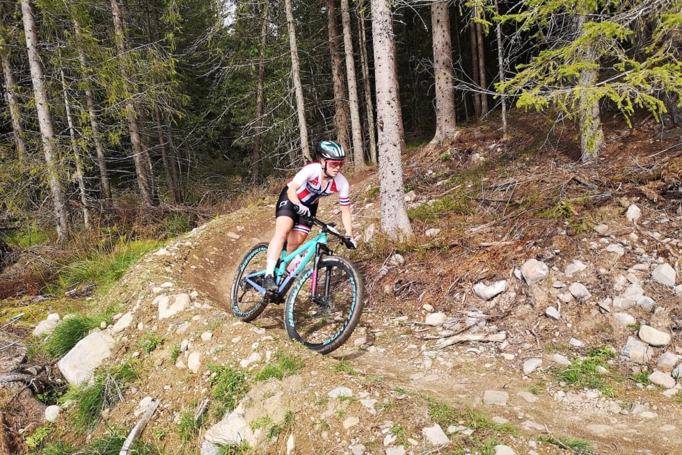 Marit Sveen kom på tredjeplass i den åttende runden av årets rundbane-Norgescup. Foto: Davis Haugen
