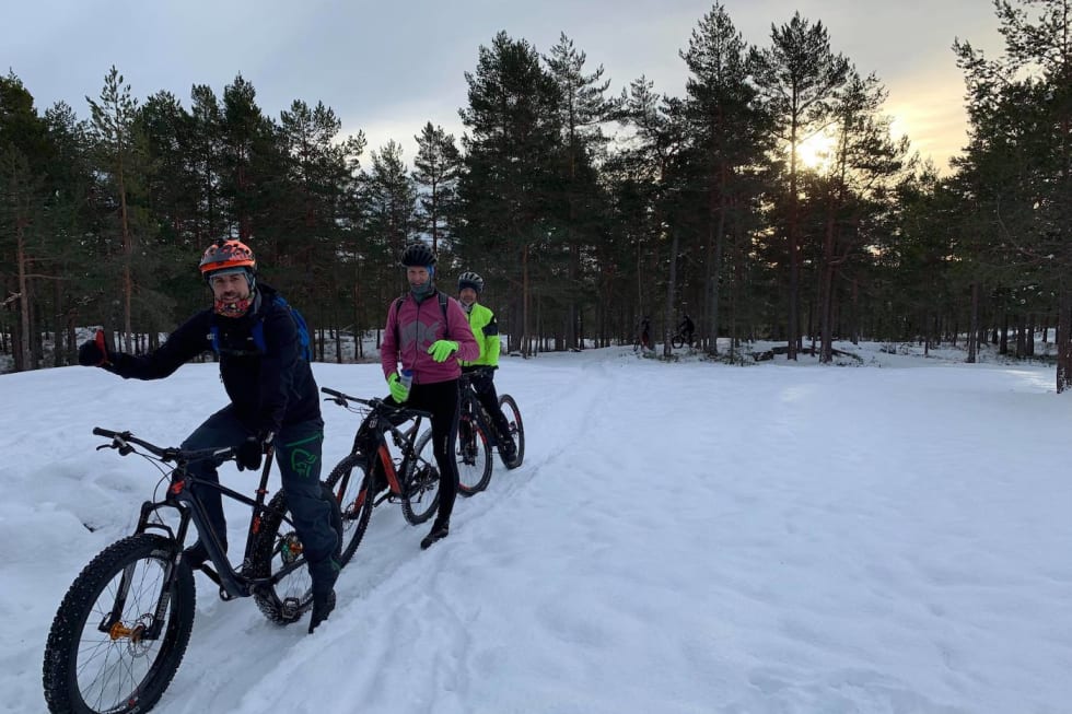 Etter at Dekktrekk Norge var med å trekke dekk sist uke, er det blitt upåklagelig forhold i Syverudrunden. Foto: Trond Dyrnes