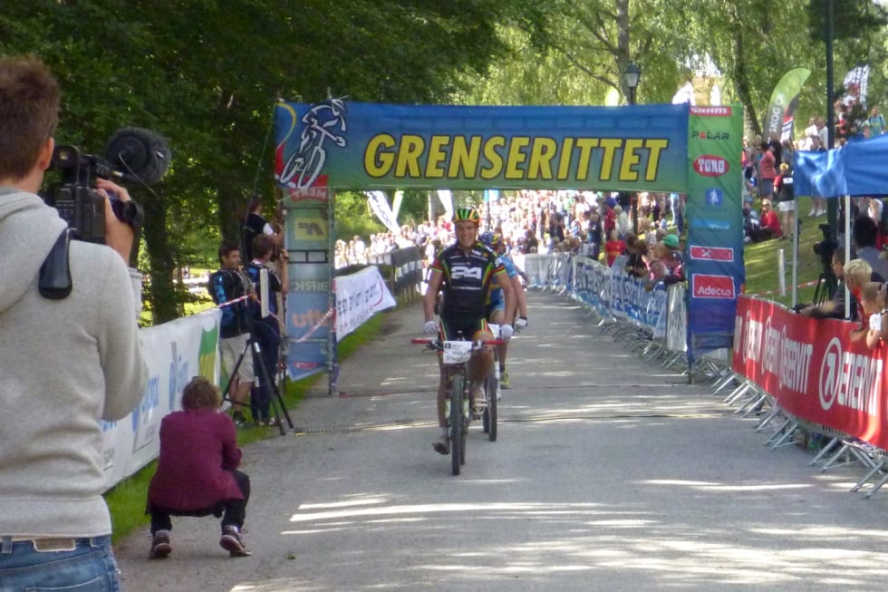 Matthias Wengelin har vunnet Grenserittet fire år på rad. Men han er ikke med i år. Foto: Ingeborg Scheve Matthias Wengelin 2012 Scheve 1400x933