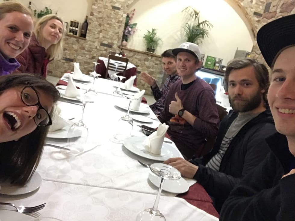 Man må selvsagt også nyte for å yte. Foto: Matea Deliu Malaga 2017 dinner - Foto Matea Deliu 1400x1052
