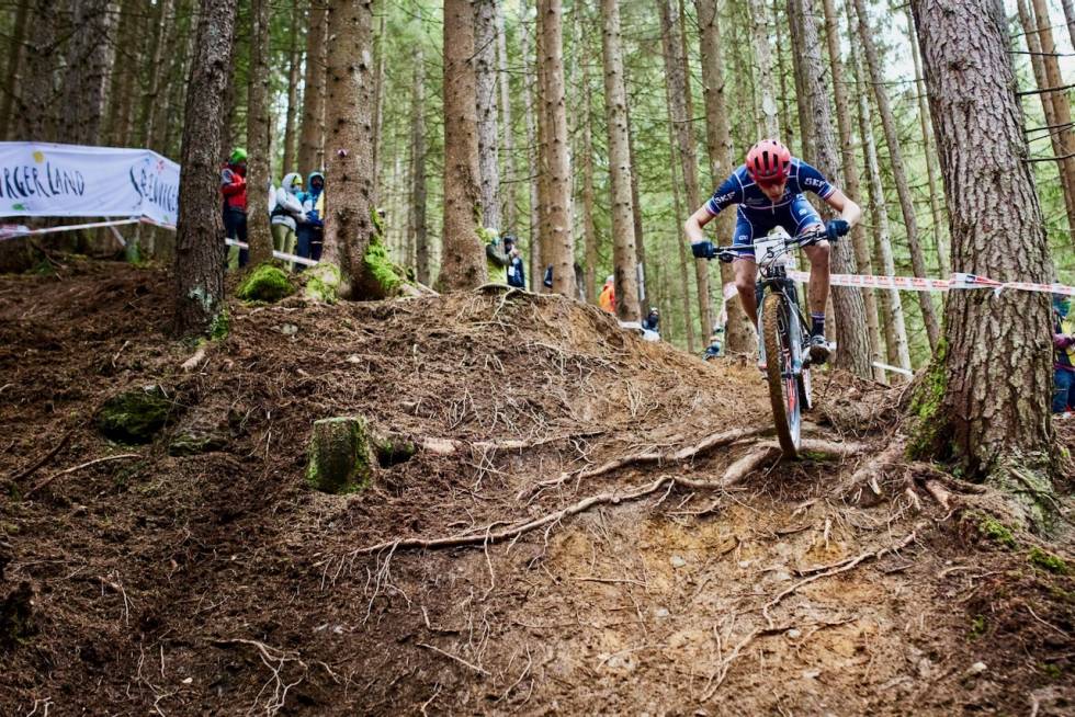 KREVENDE: Løypa i Leogang var teknisk krevende og gjørmete. Foto: Irmo Keizer Teknisk sykling i Leogang